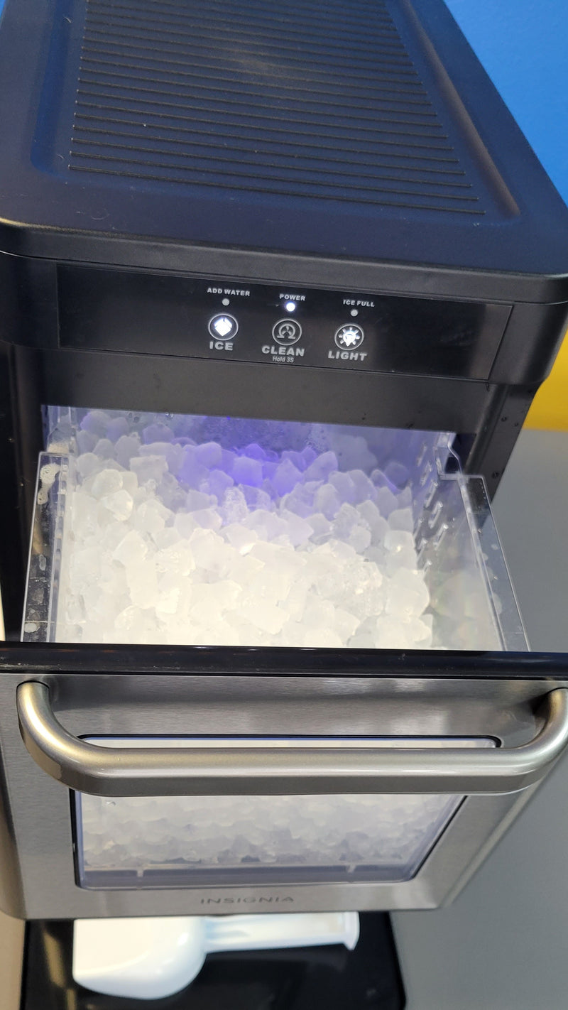 Insignia™ - Portable Nugget Ice Maker with Auto Shut-Off - Stainless Steel