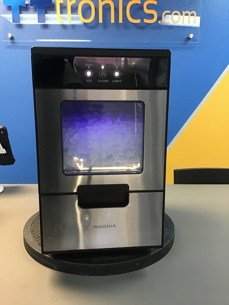 Insignia™ - 44 Lb. Portable Nugget Ice maker with Auto Shut-Off - Stainless steel (Used Cosmetic Imperfections)