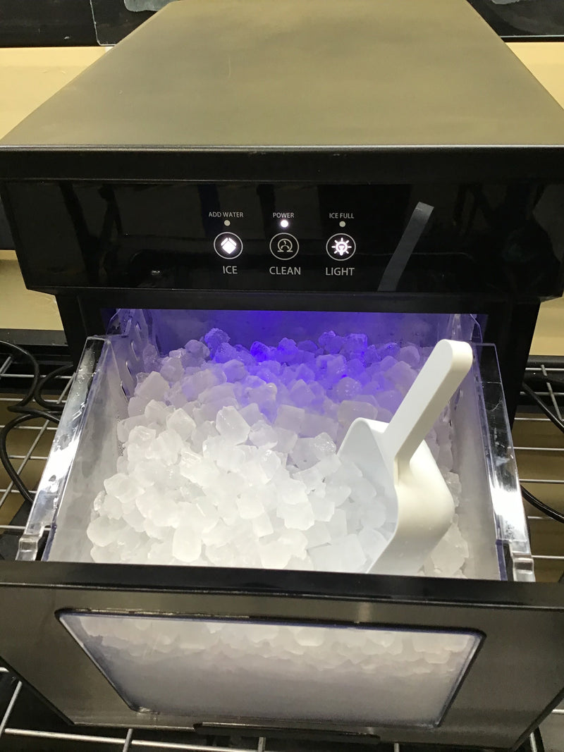 Insignia™ - 44 Lb. Portable Nugget Ice maker with Auto Shut-Off - Stainless steel (Used Like New)